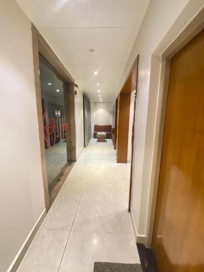 Hotel Raghupati Ayodhya 外观 照片